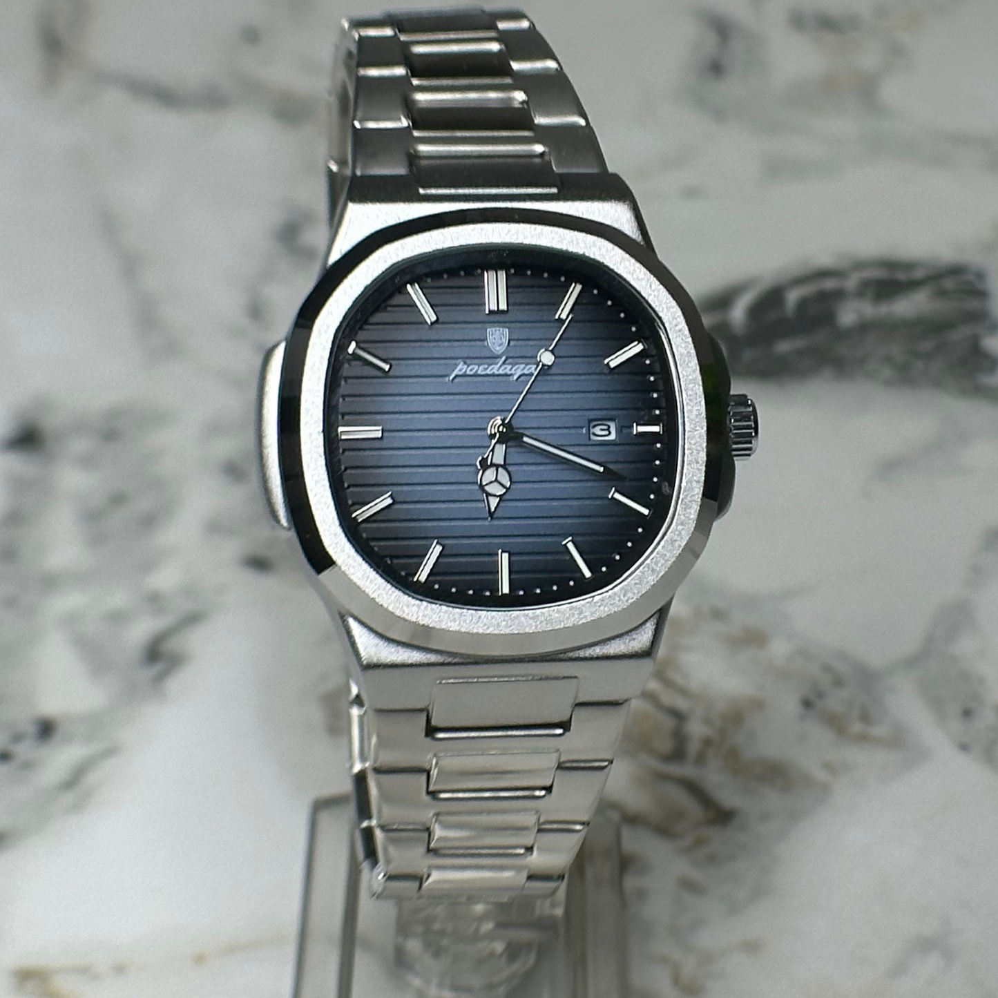 Orion Blau